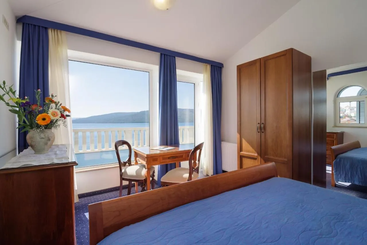 Villa Mediterana Seget Vranjica Hotel