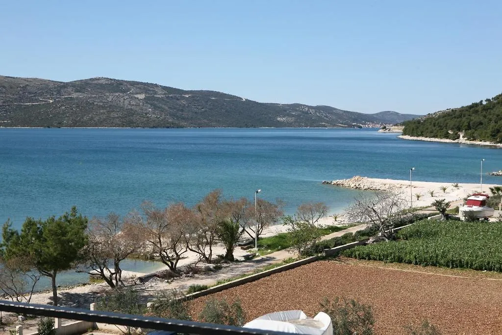 Villa Mediterana Seget Vranjica Hotel